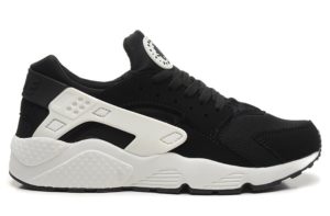 Nike Huarache черные с белым (35-45)