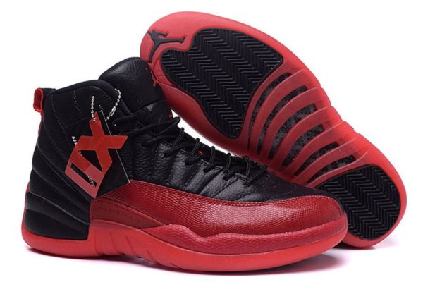Nike Air Jordan 12 Retro черные с красным (40-45)
