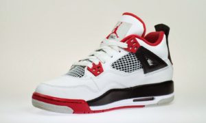 Nike Air Jordan 4 белые с красным (40-45)