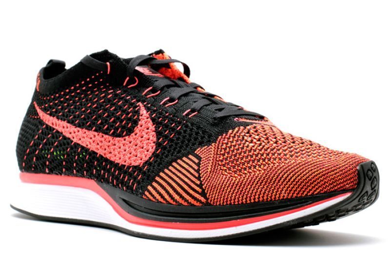 Nike Flyknit Racer оранжевые с черным (40-44)