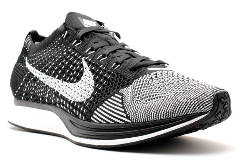 Nike Flyknit Racer серые с черным и белым (40-44)