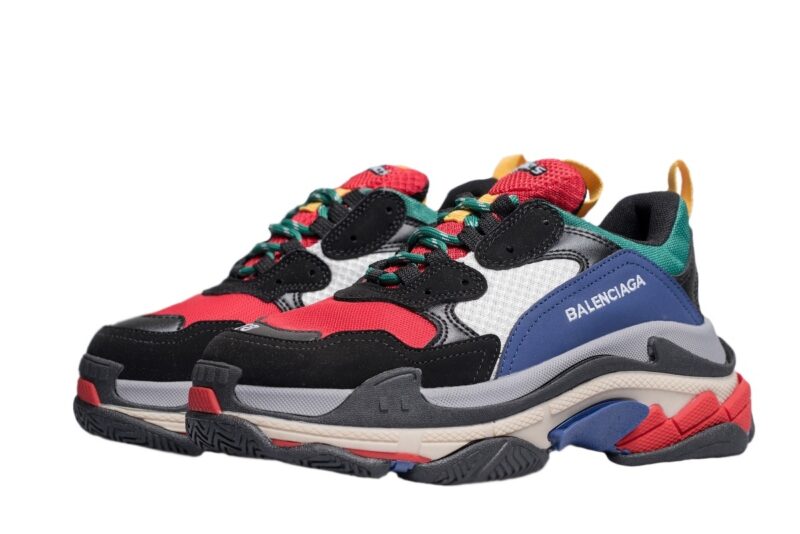 Balenciaga Triple S серый