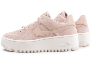 Nike Air Force 1 LV8 розовые (35-39)