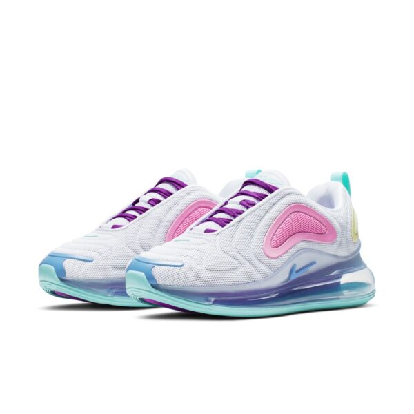 Nike Air Max 720 белые-разноцветные (36-40)