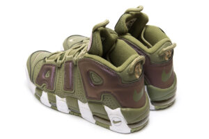 Nike Air More Uptempo зеленые-белые (35-45)