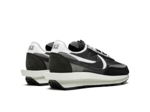 Nike Waffle Daybreak х Sacai серо-черные (40-44)