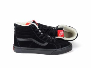 Зимние Vans с мехом черные (40-44)