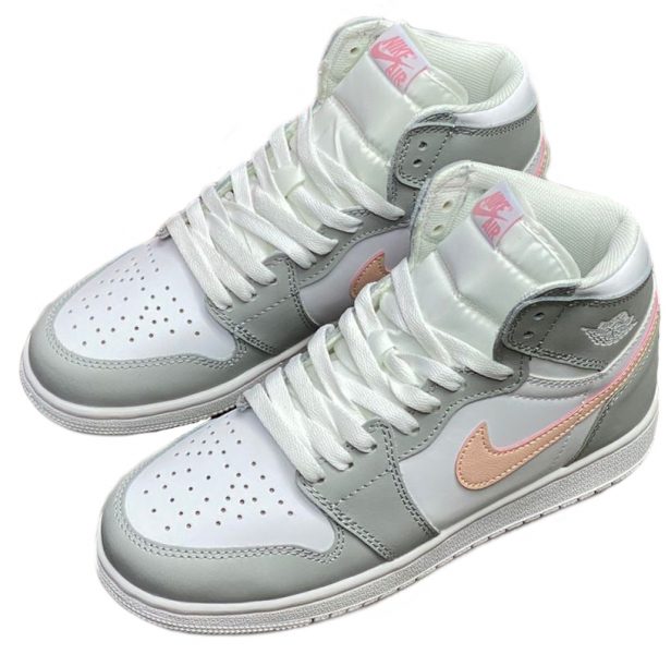 Nike Air Jordan 1 Retro High Grey светло-серые с белым и розовым кожа-нубук женские (35-39)